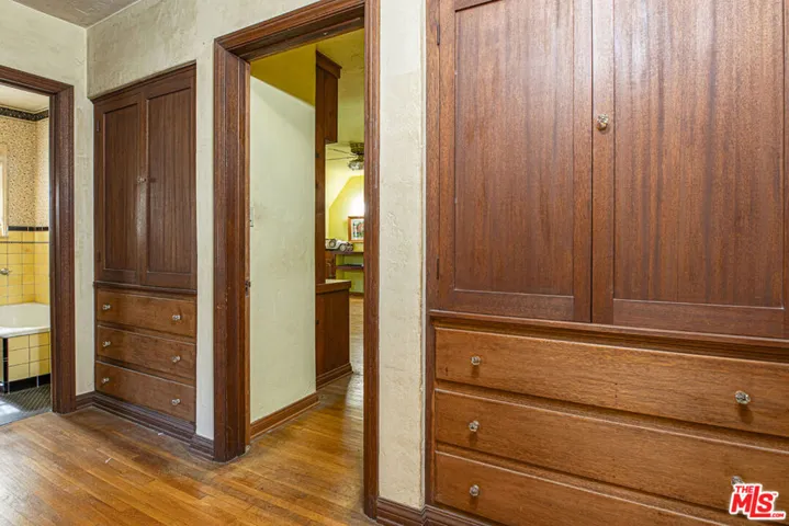 UPSTAIRS HALL