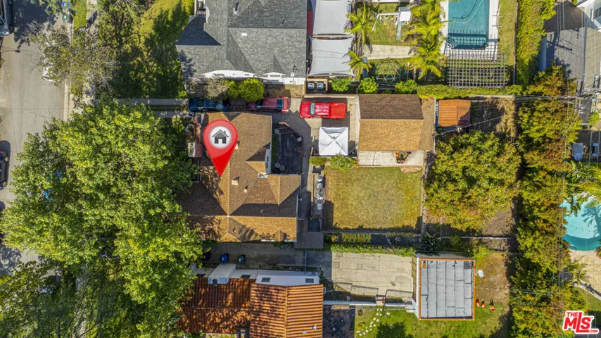 911 Cumberland Road, Glendale, California 91202