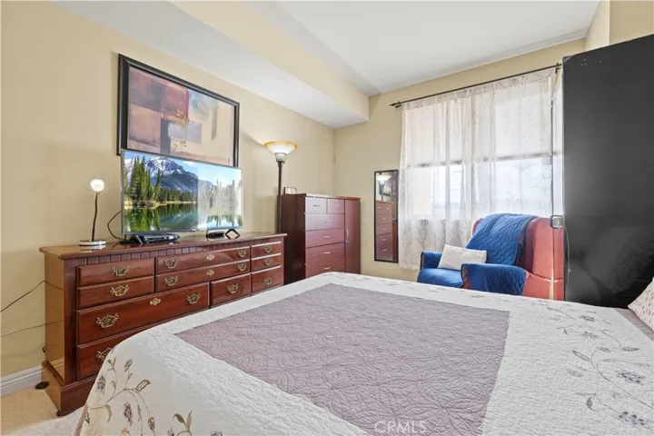 6800 Corbin Avenue 104, Reseda, California 91335
