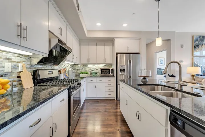 2027 Mahuron Circle, San Jose, California 95133