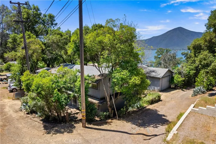 2695 Oakhurst Avenue, Clearlake, California 95422