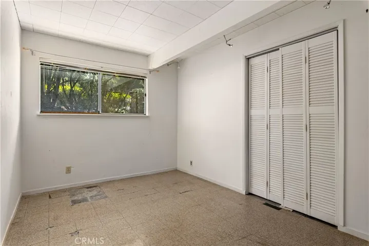 2695 Oakhurst Avenue, Clearlake, California 95422