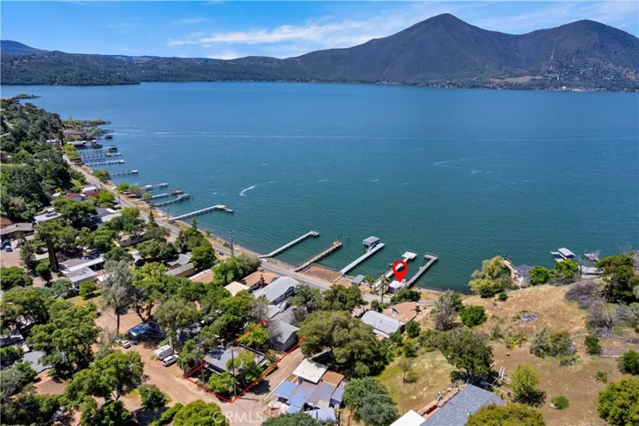 2695 Oakhurst Avenue, Clearlake, California 95422