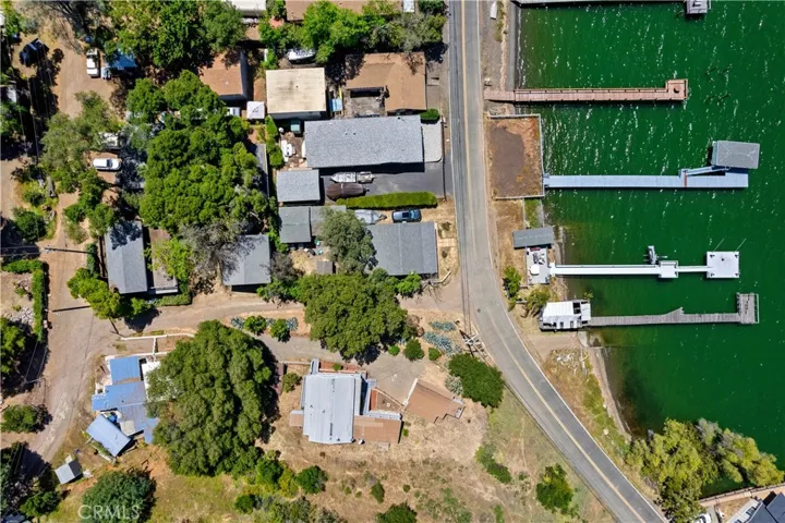 2695 Oakhurst Avenue, Clearlake, California 95422
