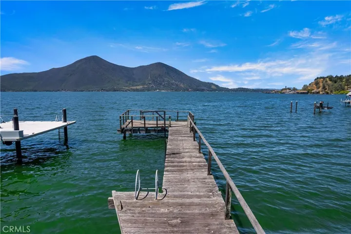 2695 Oakhurst Avenue, Clearlake, California 95422