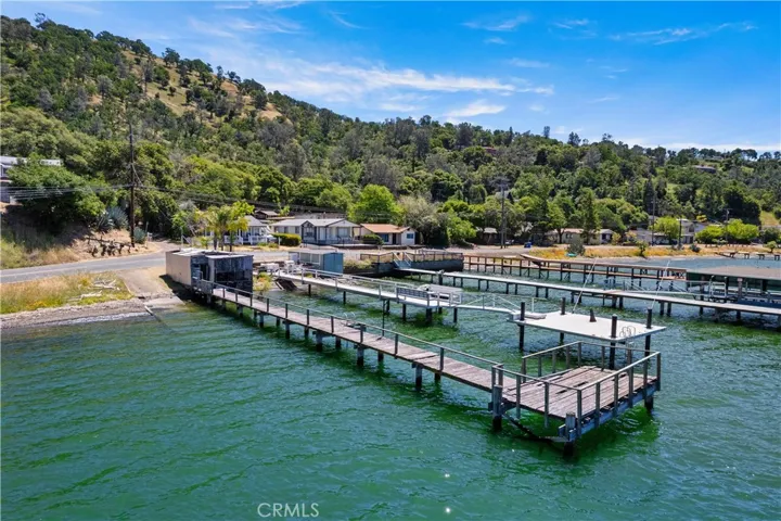 2695 Oakhurst Avenue, Clearlake, California 95422
