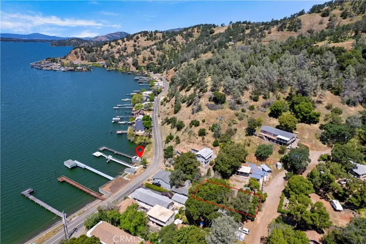 2695 Oakhurst Avenue, Clearlake, California 95422