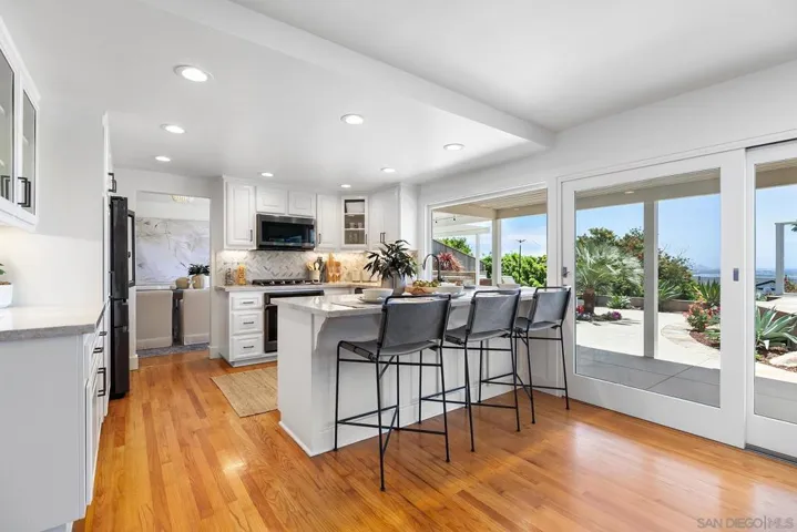 2145 Harbour Heights Rd, San Diego, California 92109