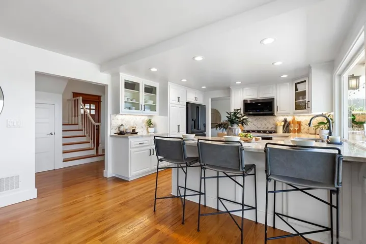 2145 Harbour Heights Rd, San Diego, California 92109