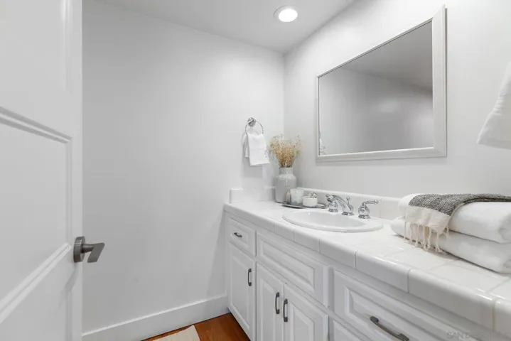 2145 Harbour Heights Rd, San Diego, California 92109
