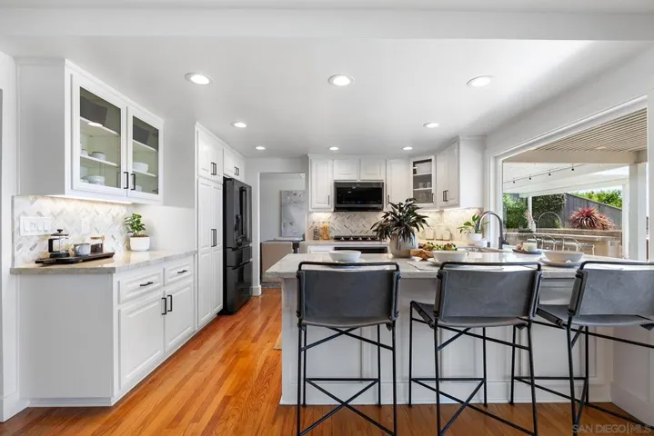 2145 Harbour Heights Rd, San Diego, California 92109