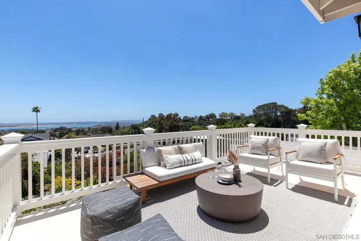 2145 Harbour Heights Rd, San Diego, California 92109