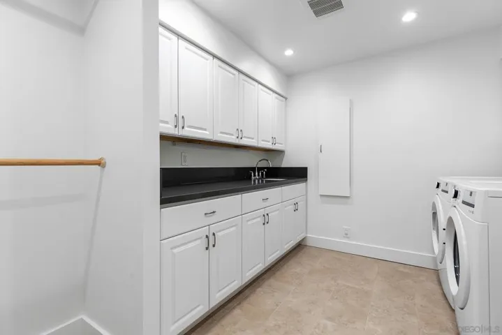 2145 Harbour Heights Rd, San Diego, California 92109