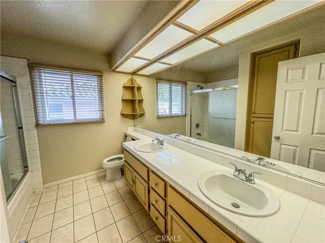 Bathroom #1 (2nd floor)