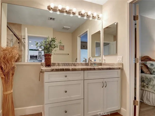 76673 Chrysanthemum Way, Palm Desert, California 92211