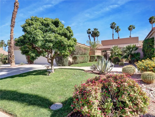 76673 Chrysanthemum Way, Palm Desert, California 92211