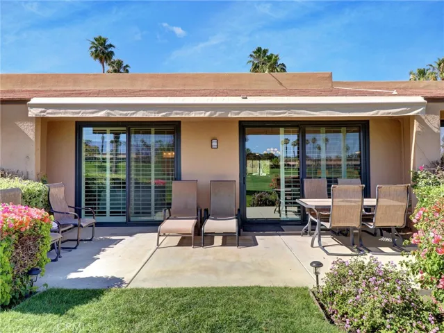 76673 Chrysanthemum Way, Palm Desert, California 92211
