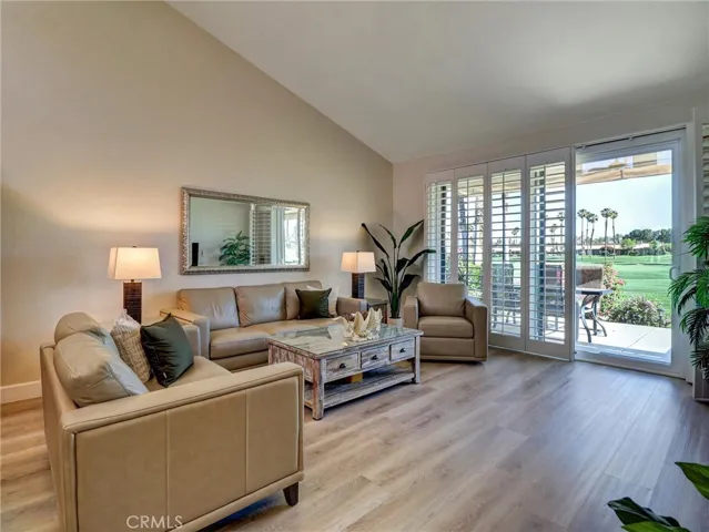 76673 Chrysanthemum Way, Palm Desert, California 92211