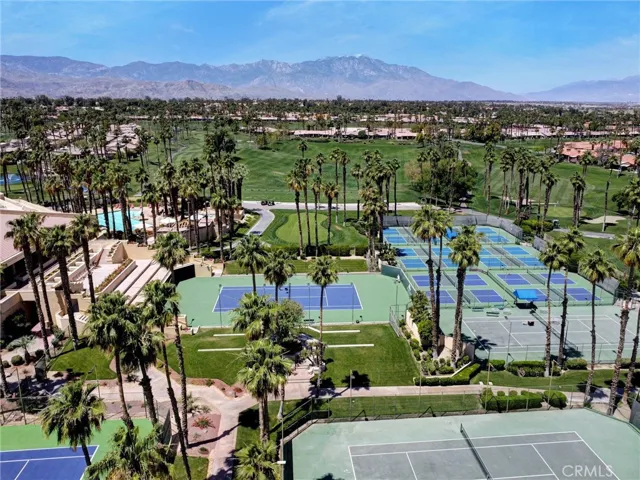 76673 Chrysanthemum Way, Palm Desert, California 92211