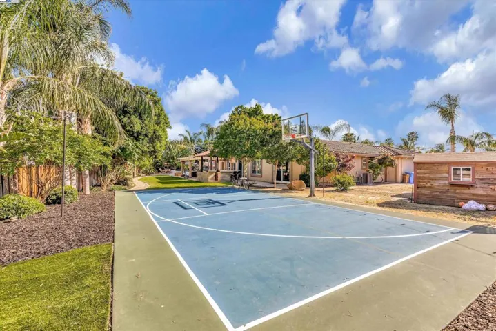 1970 Rapallo Ct, Brentwood, California 94513