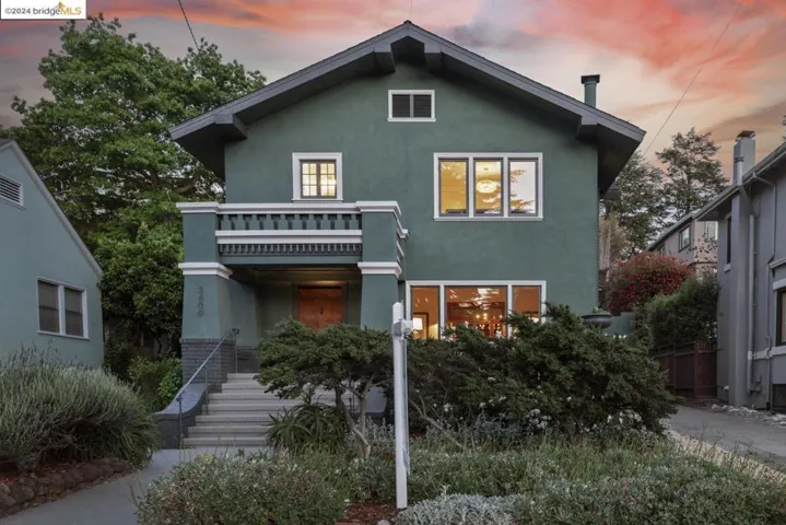 3800 Lakeshore Ave, Oakland, California 94610
