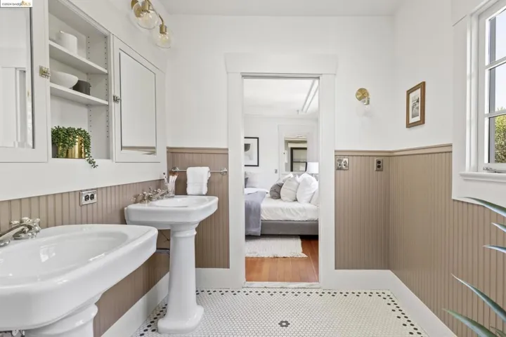 3800 Lakeshore Ave, Oakland, California 94610