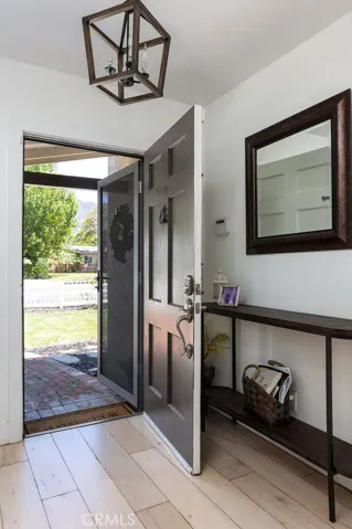 460 W Bennett Avenue, Glendora, California 91741