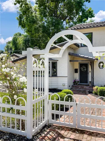 460 W Bennett Avenue, Glendora, California 91741