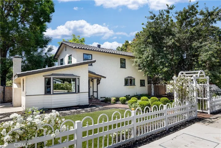460 W Bennett Avenue, Glendora, California 91741