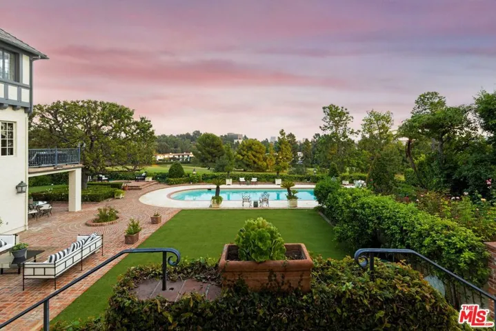 543 Perugia Way, Los Angeles, California 90077
