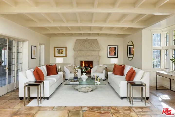 543 Perugia Way, Los Angeles, California 90077