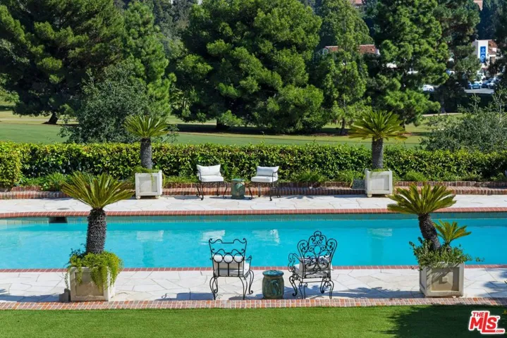 543 Perugia Way, Los Angeles, California 90077