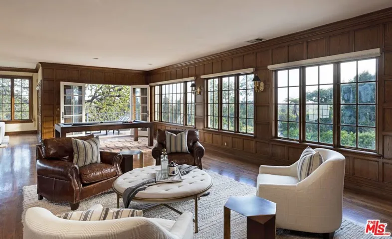 543 Perugia Way, Los Angeles, California 90077