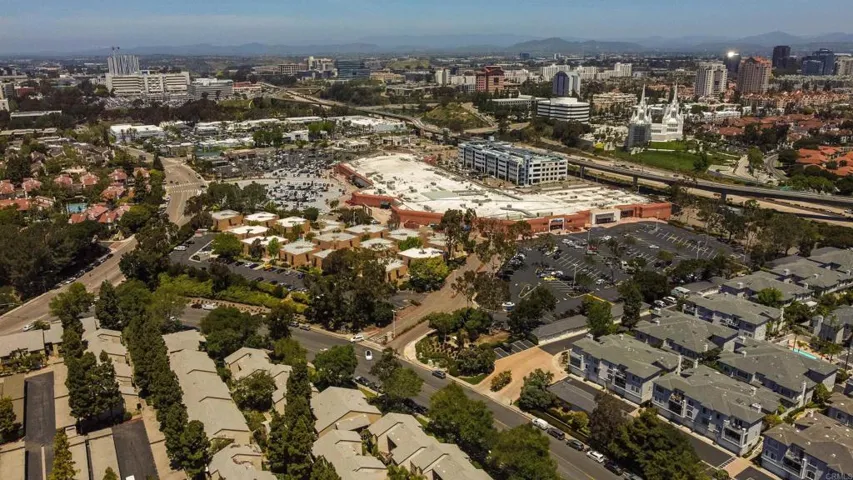 8548 Via Mallorca A, La Jolla, California 92037