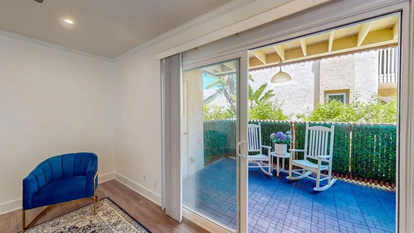 8548 Via Mallorca A, La Jolla, California 92037