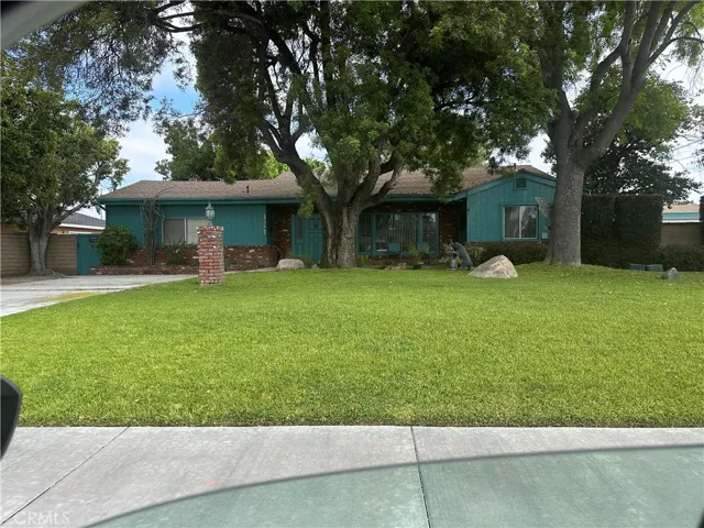 8541 Orangewood Avenue, Garden Grove, California 92841