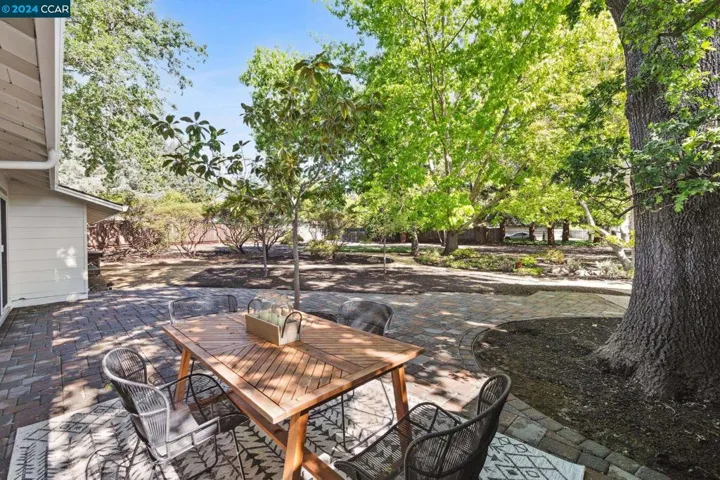 3950 Rancho Rd, Lafayette, California 94549
