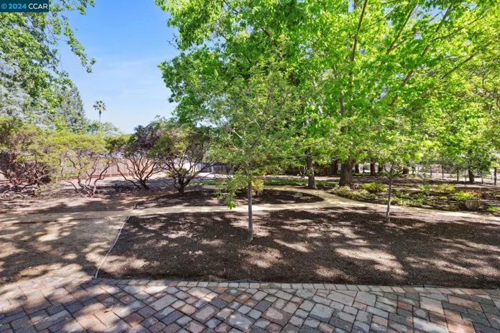 3950 Rancho Rd, Lafayette, California 94549
