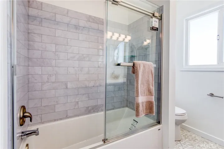 735 Cedar Avenue 22, Long Beach, California 90813