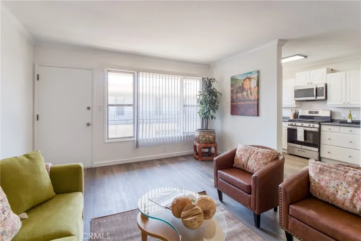 735 Cedar Avenue 22, Long Beach, California 90813