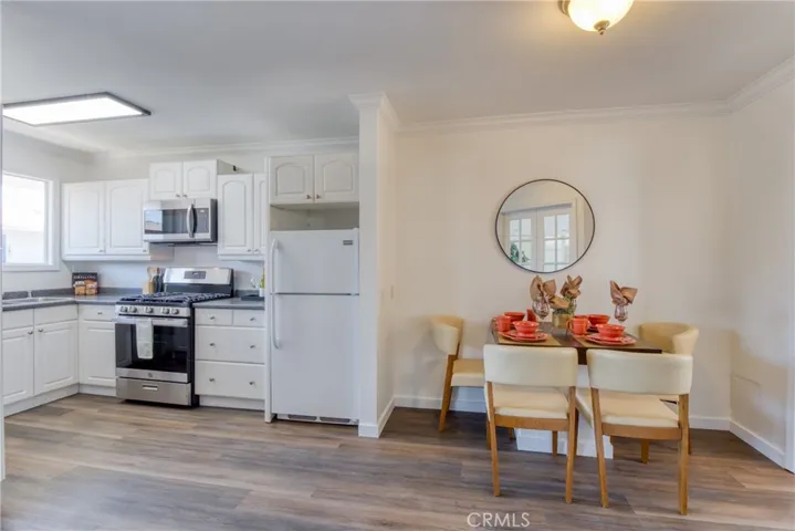 735 Cedar Avenue 22, Long Beach, California 90813