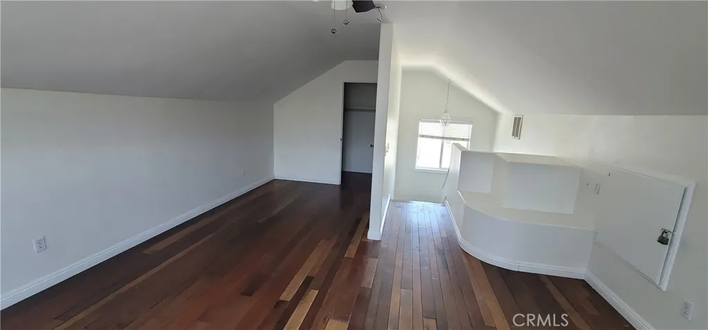 1467 Angelus Hill Road, Hemet, California 92545
