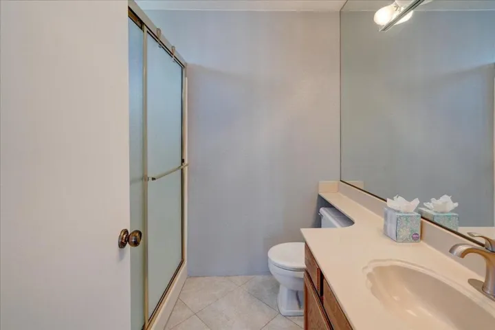 16-68445 estio rd-16