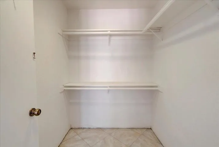 15-68445 estio rd-15