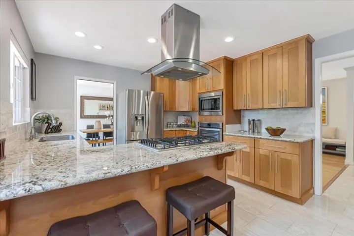10701 S Blaney Avenue, Cupertino, California 95014