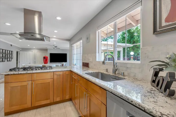 10701 S Blaney Avenue, Cupertino, California 95014