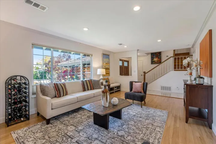 10701 S Blaney Avenue, Cupertino, California 95014