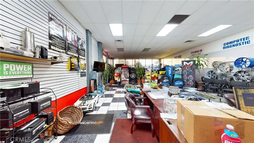 1860 N Hacienda Boulevard, La Puente, California 91744