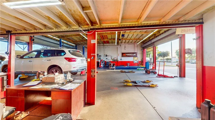 1860 N Hacienda Boulevard, La Puente, California 91744