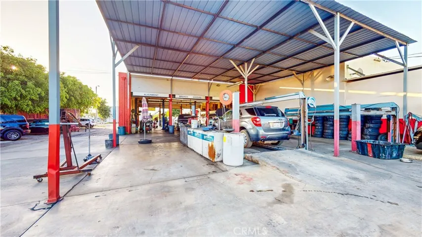 1860 N Hacienda Boulevard, La Puente, California 91744